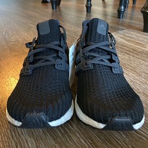 Women’s Size 8 Ultra Boost